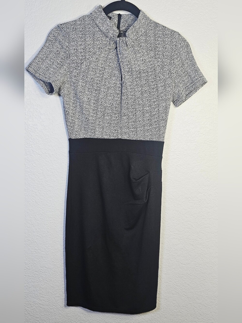 Homeyee Black White Herringbone Sheath Dress Size 4 Small Career Office Workwear
